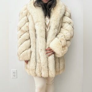 SAGA SUPERB QUALITY RANCHED CREAM ARCTIC FOX FUR COAT SIZE M L